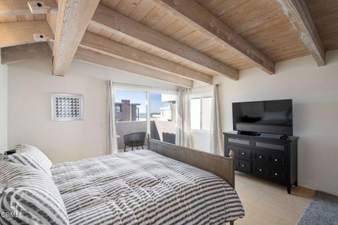 Tiny photo for 3612 Ocean Drive, Oxnard, CA 93035 (MLS # V1-35401)