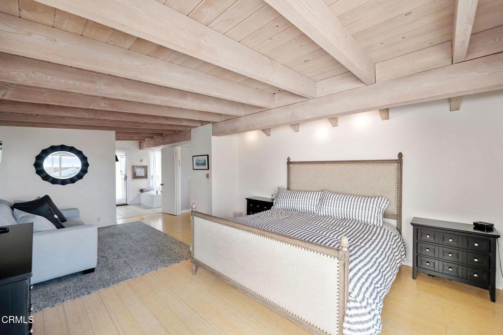 Oxnard, California, 93035, United States, 4 Bedrooms Bedrooms, ,3 BathroomsBathrooms,Residential,Active,2031021