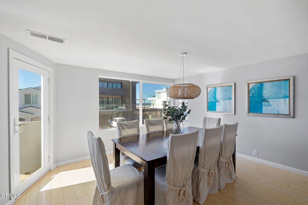 Oxnard, California, 93035, United States, 4 Bedrooms Bedrooms, ,3 BathroomsBathrooms,Residential,Active,2031021