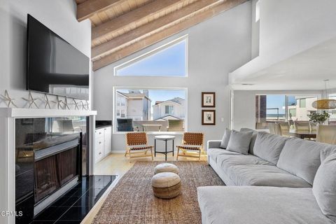 Tiny photo for 3612 Ocean Drive, Oxnard, CA 93035 (MLS # V1-35401)