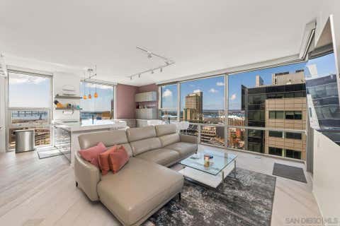 Photo of 321 10Th Ave AVE #1908, San Diego, CA 92101 (MLS # 260020255SD)