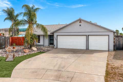 Photo of 12520 Hay Ct. CT, El Cajon, CA 92021 (MLS # 260017444SD)