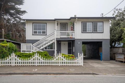 Photo of 102 Brighton Road #1, Pacifica, CA 94044 (MLS # ML82033473)