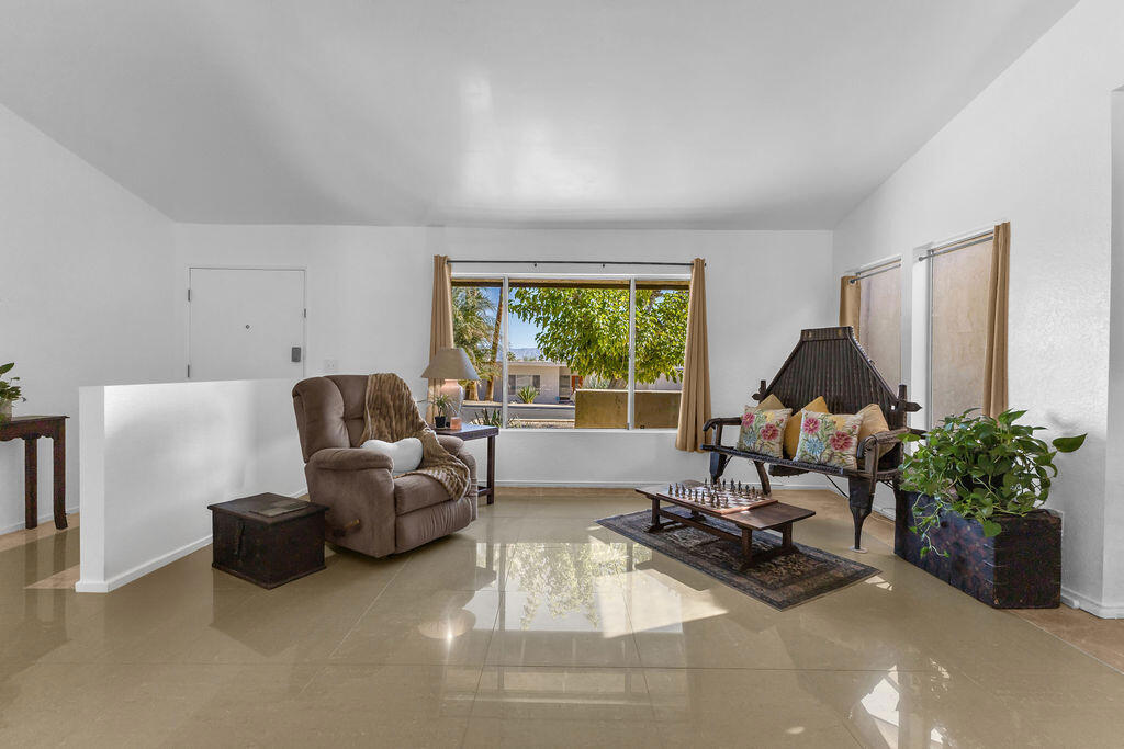 Magnesia Falls Cove - Residential