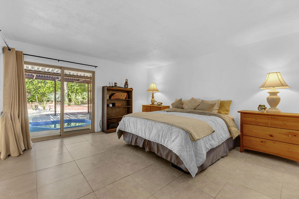 Magnesia Falls Cove - Residential