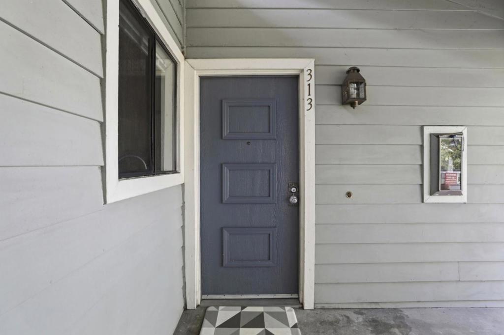 3685 Nutwood Terrace 313