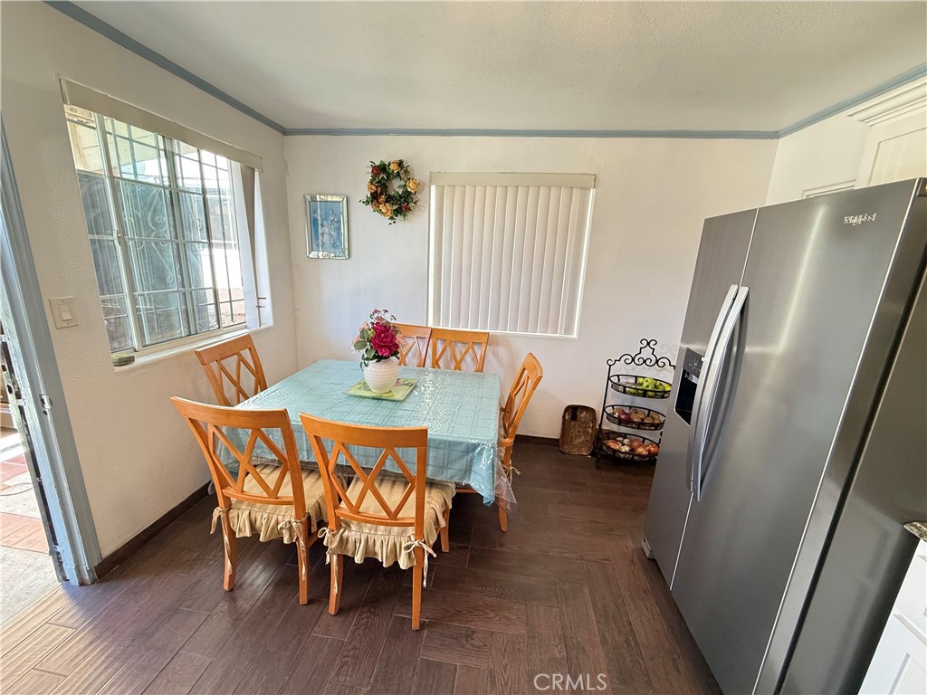 1447 N Avalon Boulevard