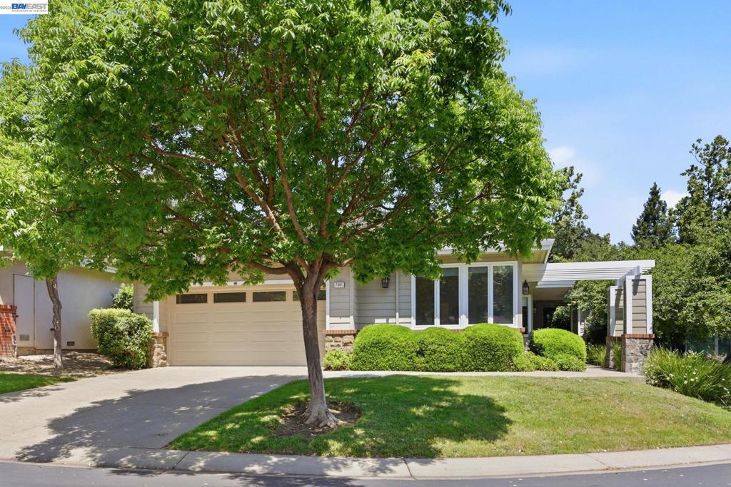 7961 Kemper Ct