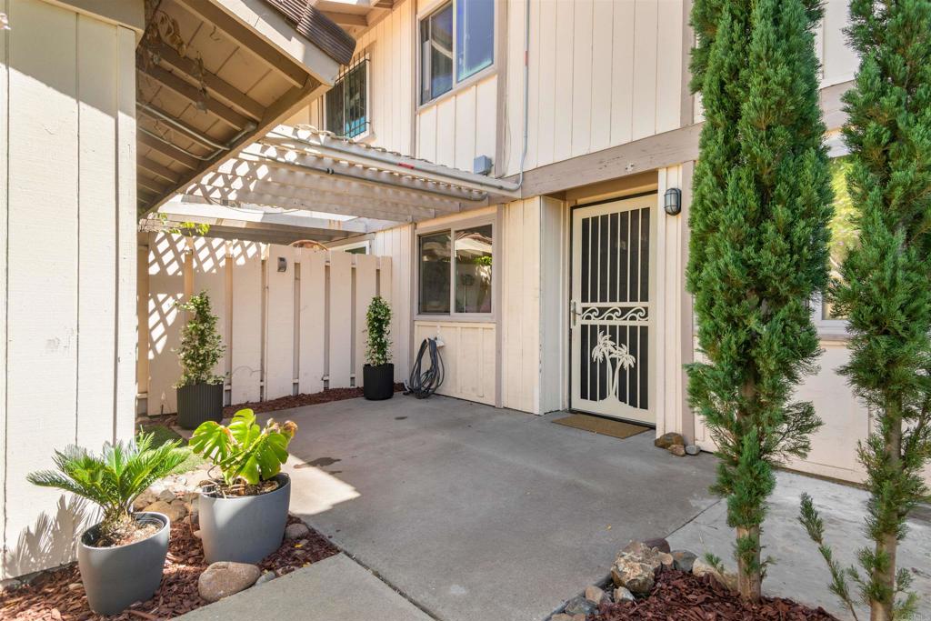 11288 Poblado Road
