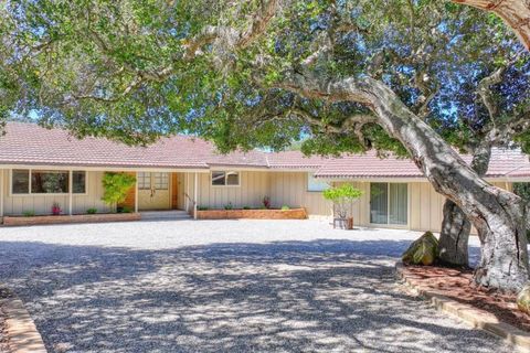 Photo of 195 Laurel Drive, Carmel Valley, CA 93924 (MLS # ML82044195)