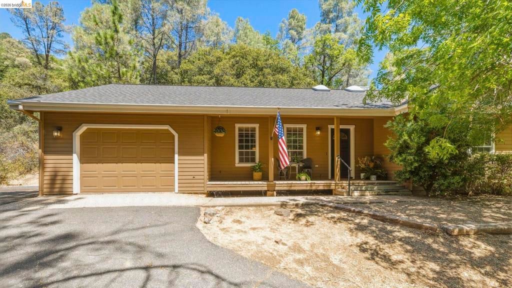 21440 N Tuolumne Rd