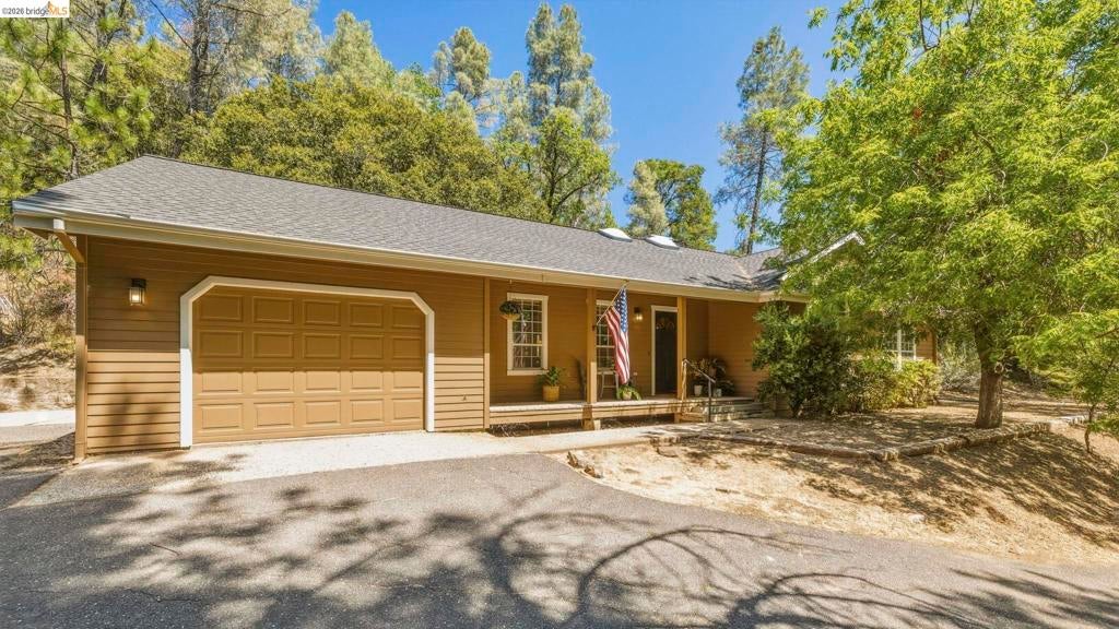 21440 N Tuolumne Rd