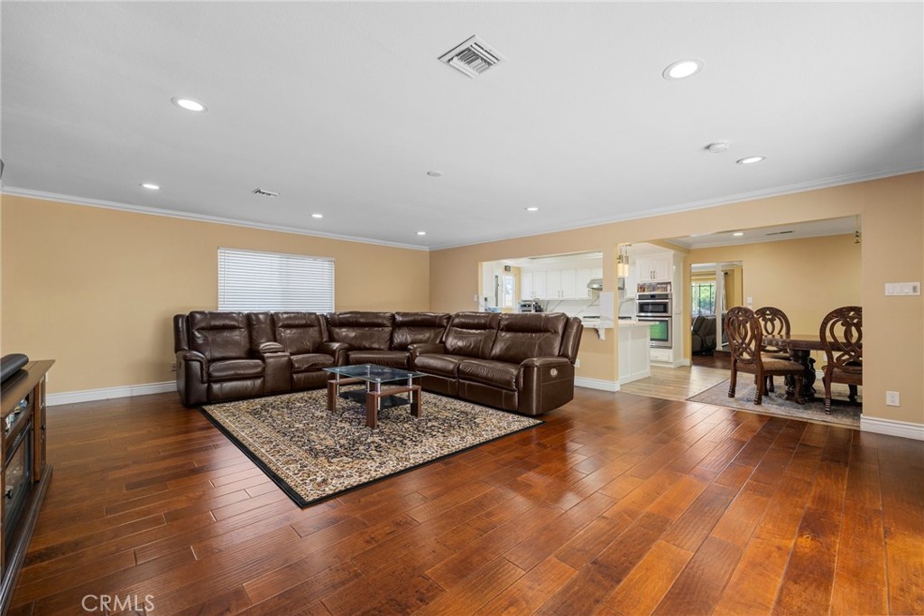 5052 Andrew Drive
