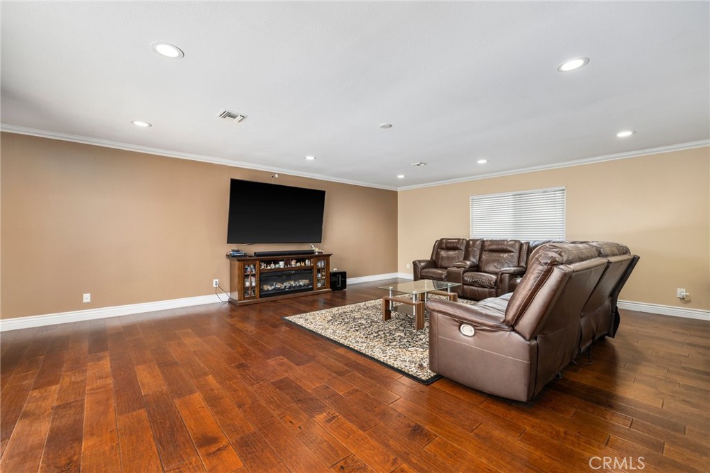 5052 Andrew Drive