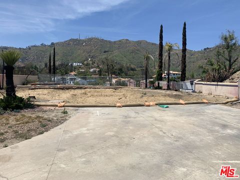 Photo of 23309 W Paloma Blanca Drive, Malibu, CA 90265 (MLS # 25551209) Photo of 23309 W Paloma Blanca Drive, Malibu, CA 90265 (MLS # 25551209)