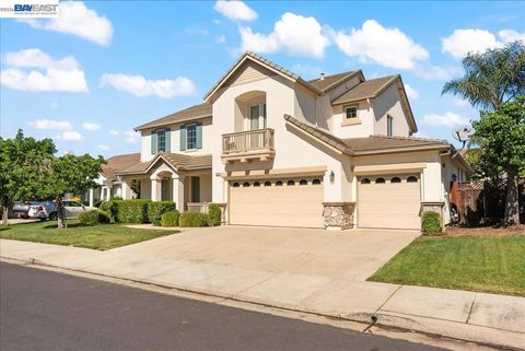 Photo of 2565 Handel Way, Brentwood, CA 94513 (MLS # 41130923)