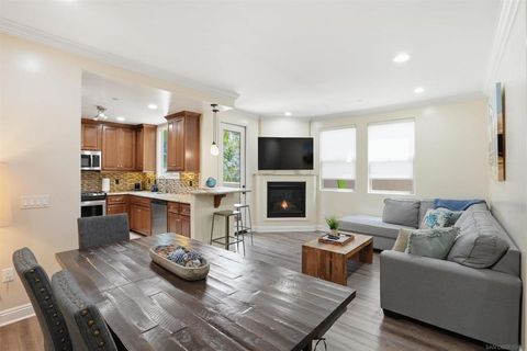 Photo of 1137 FELSPAR STREET ST, San Diego, CA 92109 (MLS # 260012711SD)