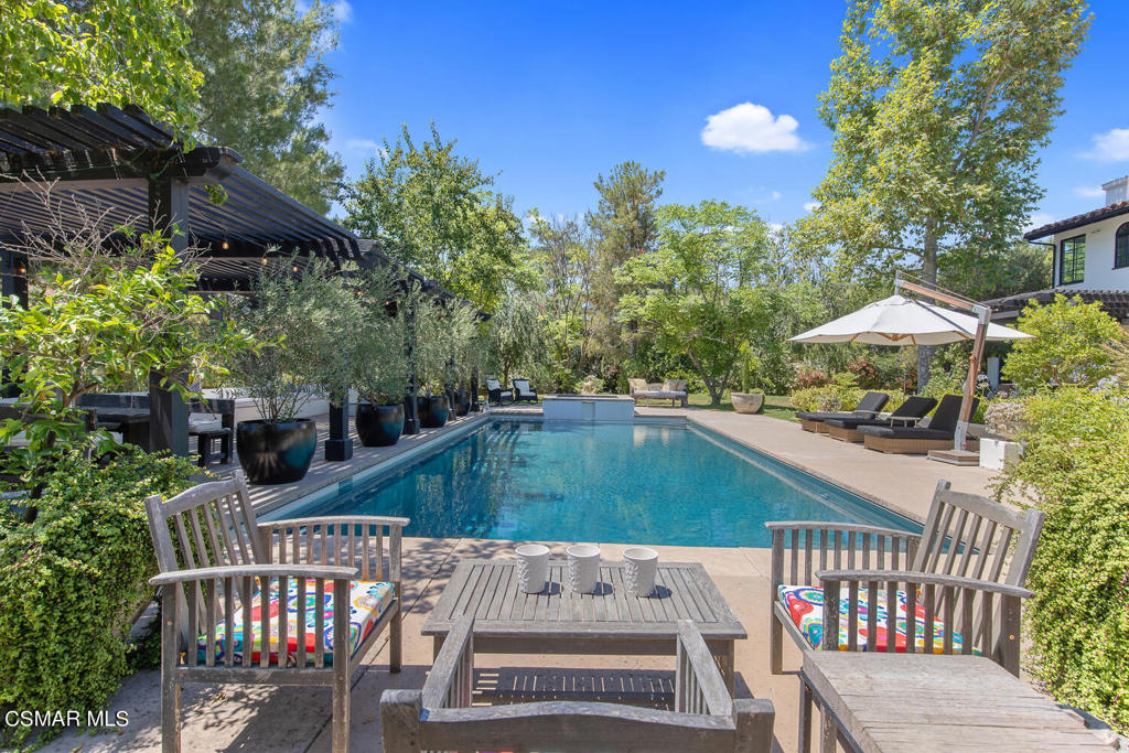 Old Agoura - 850 - 850 - Residential