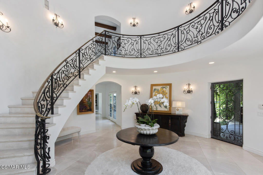 Old Agoura - 850 - 850 - Residential