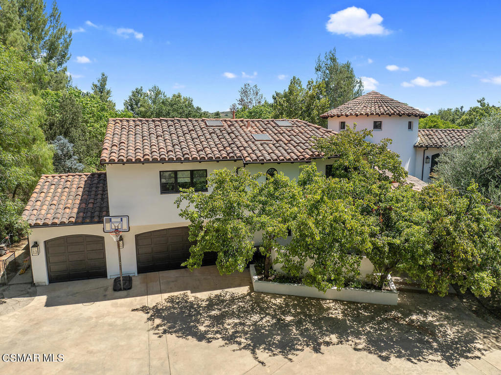 Old Agoura - 850 - 850 - Residential