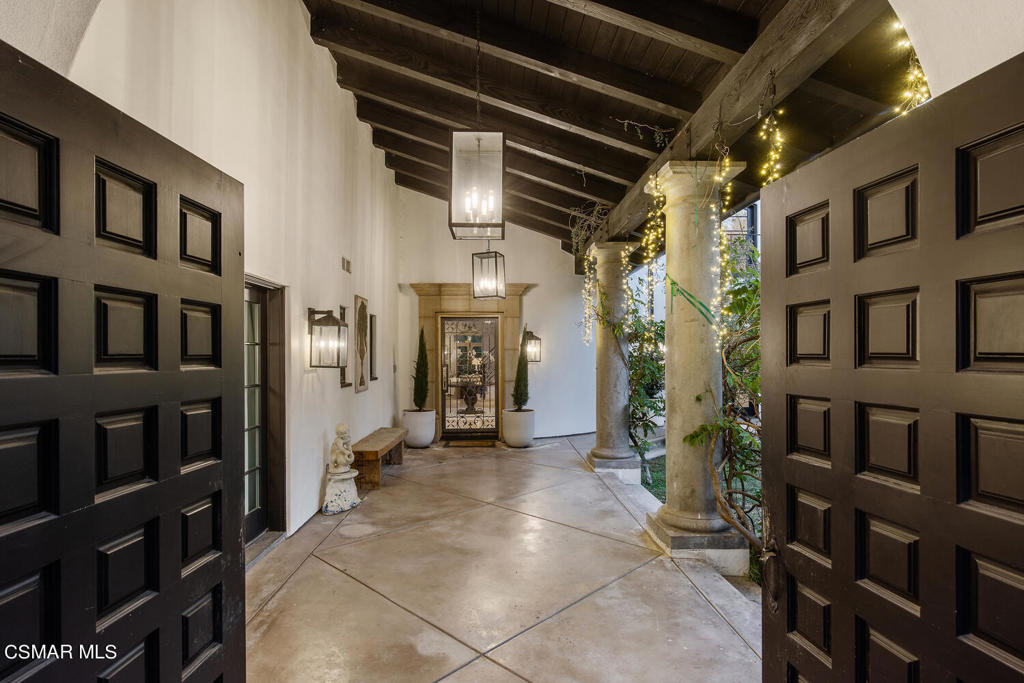 Old Agoura - 850 - 850 - Residential