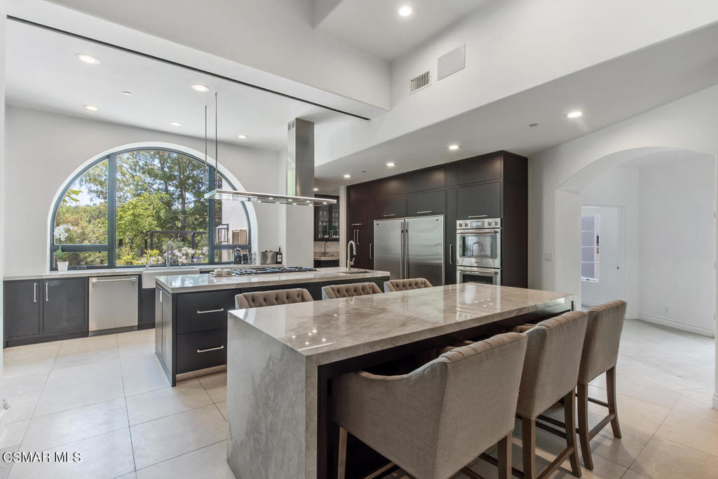 Old Agoura - 850 - 850 - Residential