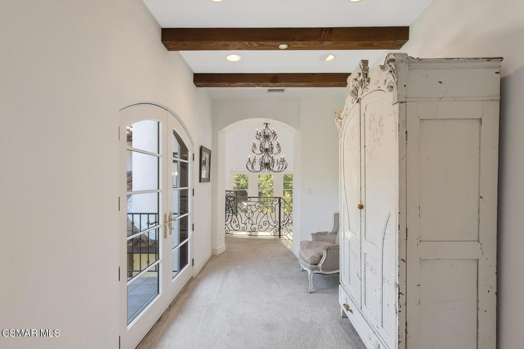 Old Agoura - 850 - 850 - Residential