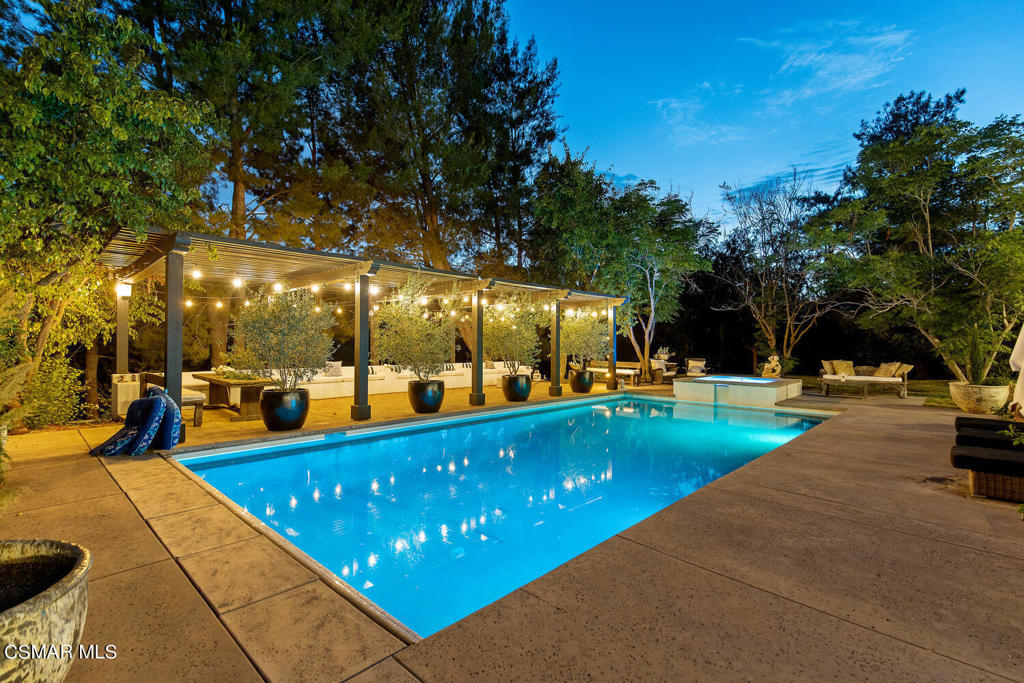 Old Agoura - 850 - 850 - Residential