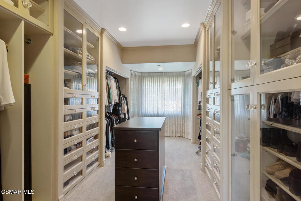 Old Agoura - 850 - 850 - Residential