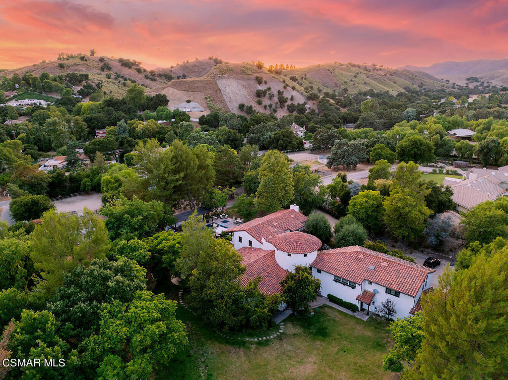 Old Agoura - 850 - 850 - Residential