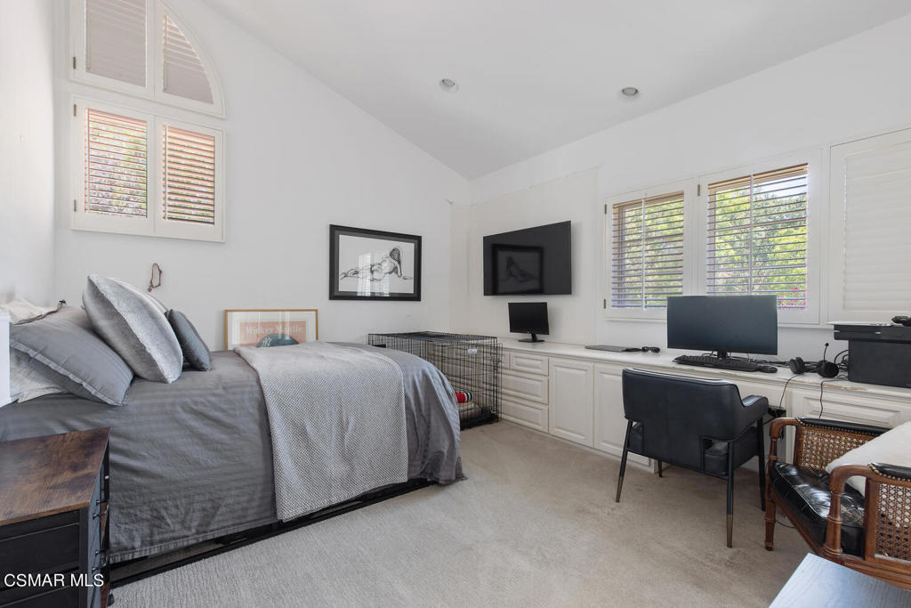 Old Agoura - 850 - 850 - Residential