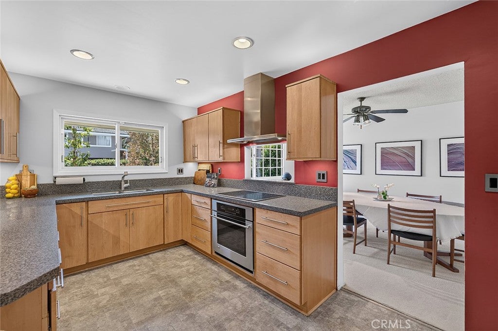 10072 Birchwood, Huntington Beach CA 92646 - Photo 10