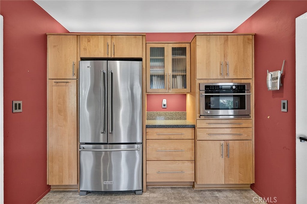 10072 Birchwood, Huntington Beach CA 92646 - Photo 15