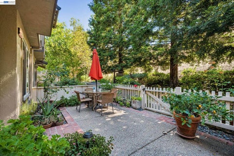 Tiny photo for 7482 Oxford Circle CIR, Dublin, CA 94568 (MLS # 41142207)