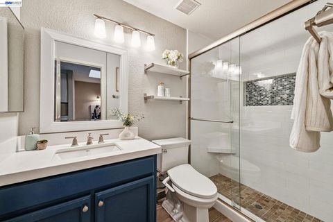 Tiny photo for 7482 Oxford Circle CIR, Dublin, CA 94568 (MLS # 41142207)