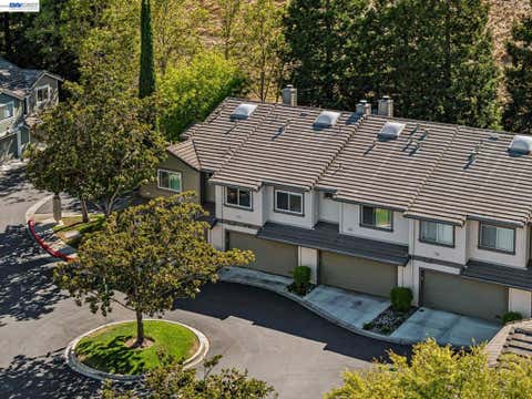 Tiny photo for 7482 Oxford Circle CIR, Dublin, CA 94568 (MLS # 41142207)
