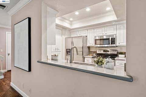 Tiny photo for 7482 Oxford Circle CIR, Dublin, CA 94568 (MLS # 41142207)