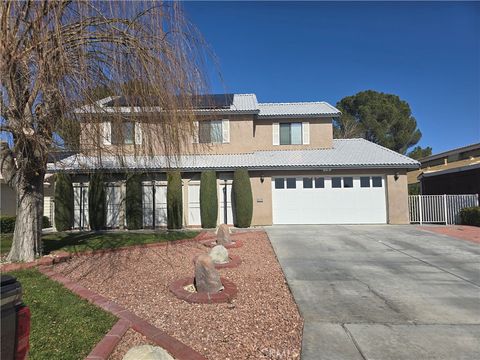 Photo of 15178 Orchard Hill Ln, Helendale, CA 92342 (MLS # IV26024043)