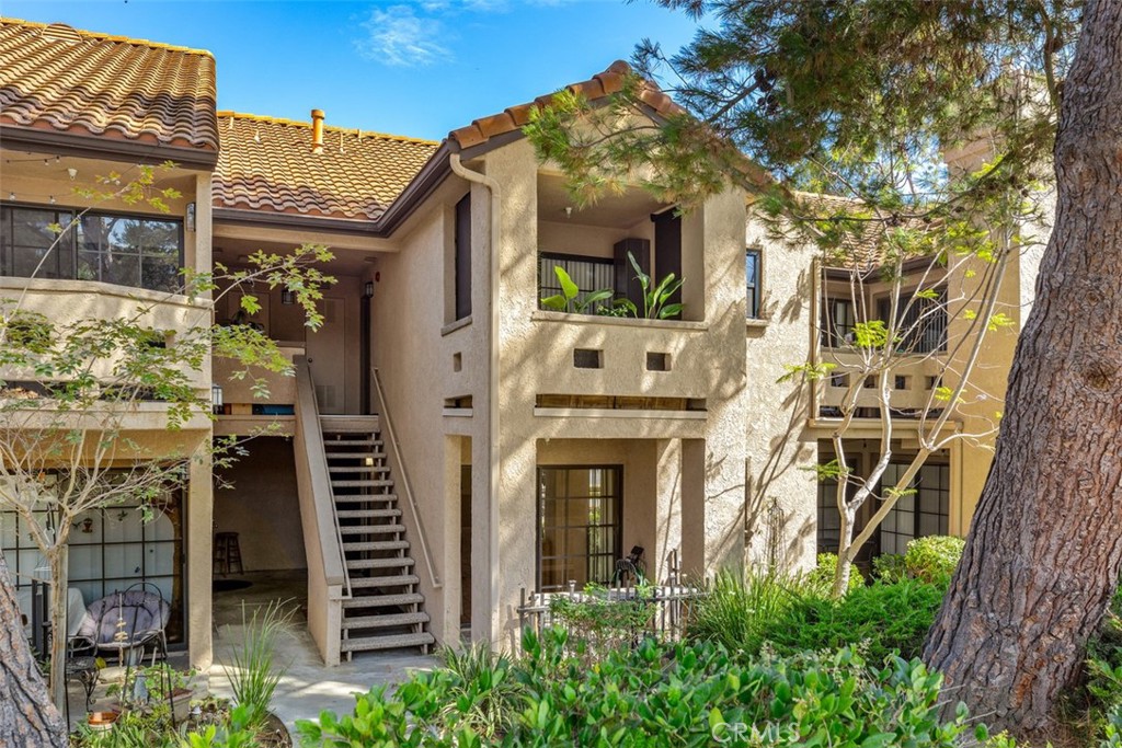 Vista Pacifica (VP) - Residential