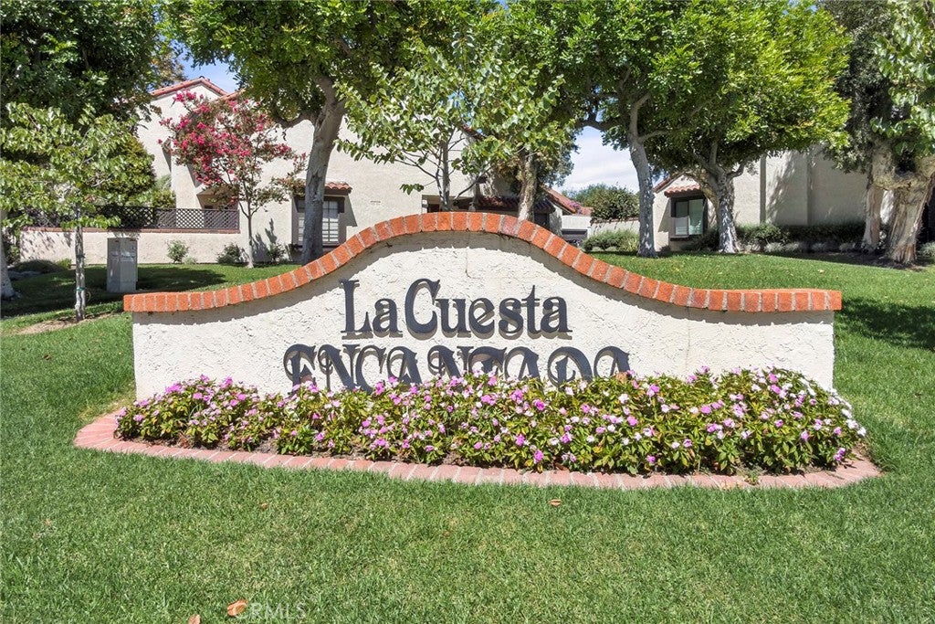 607 Santa Cruz Court