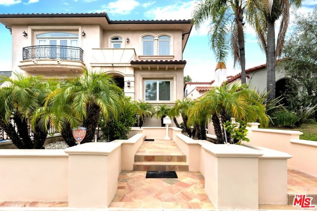 Properties 2 10517 Blythe Avenue