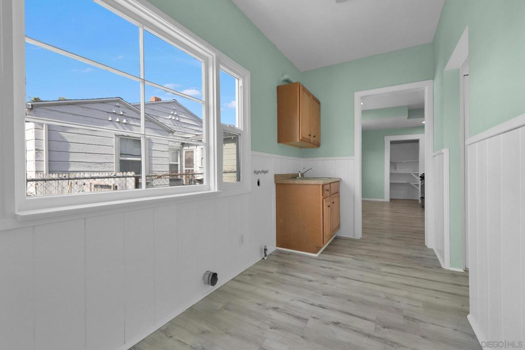 La Mesa - Residential Income