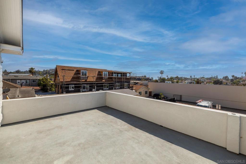 La Mesa - Residential Income