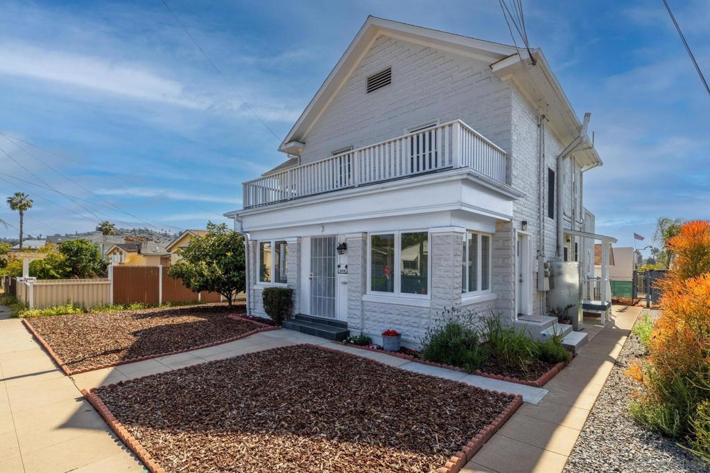 La Mesa - Residential Income