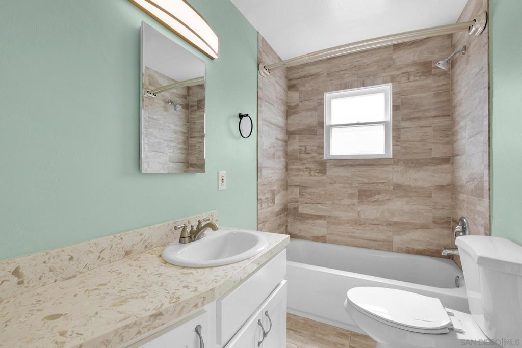 La Mesa - Residential Income