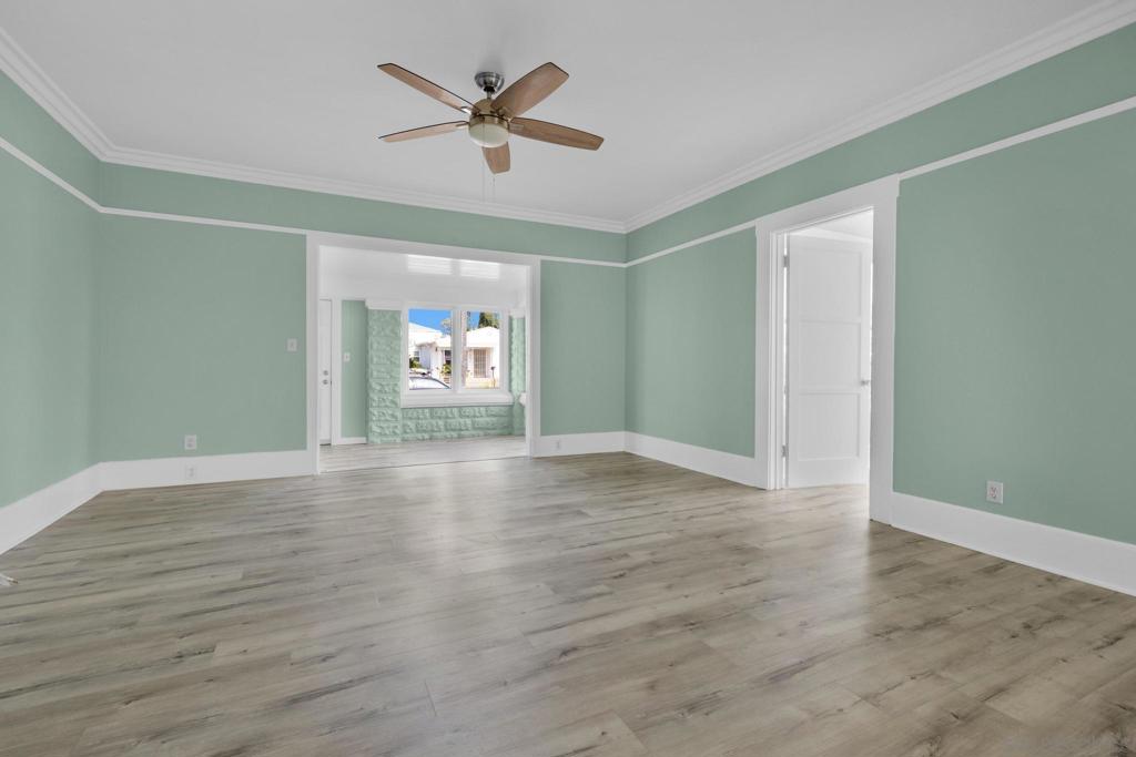 La Mesa - Residential Income