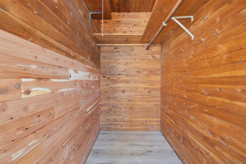 La Mesa - Residential Income