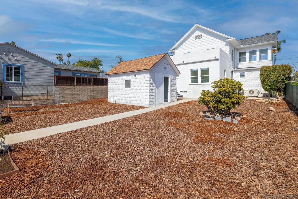 La Mesa - Residential Income