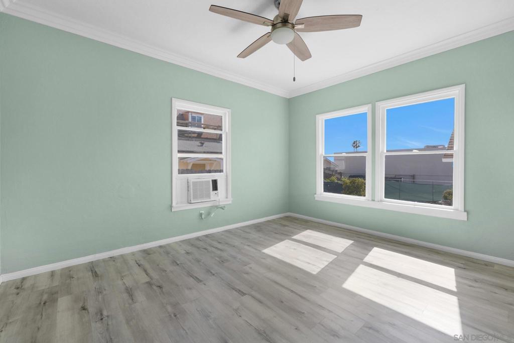 La Mesa - Residential Income