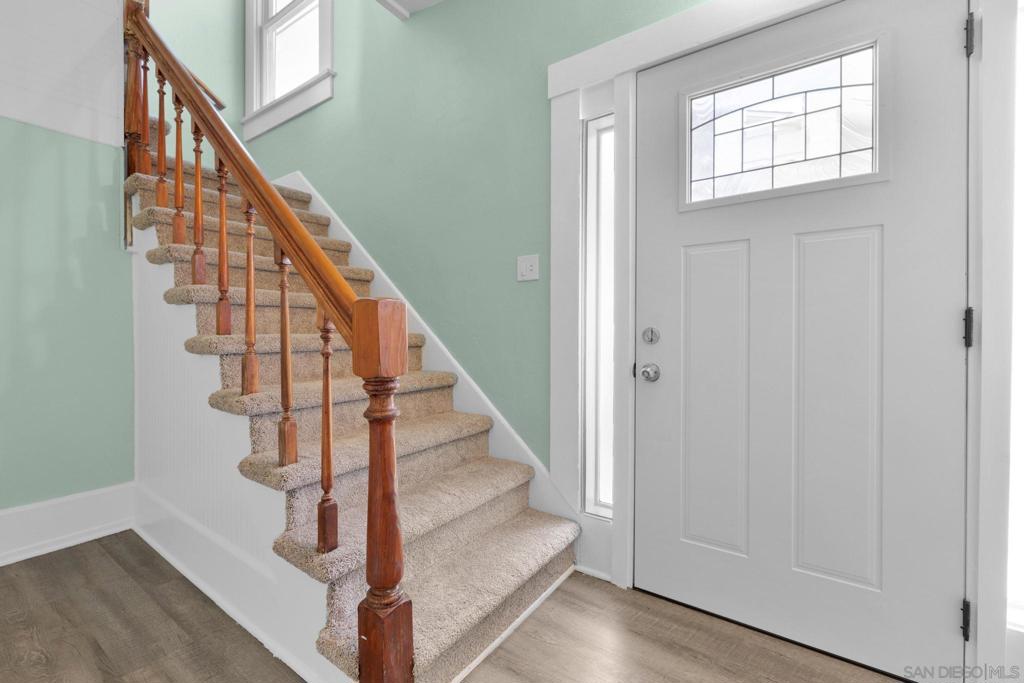 La Mesa - Residential Income